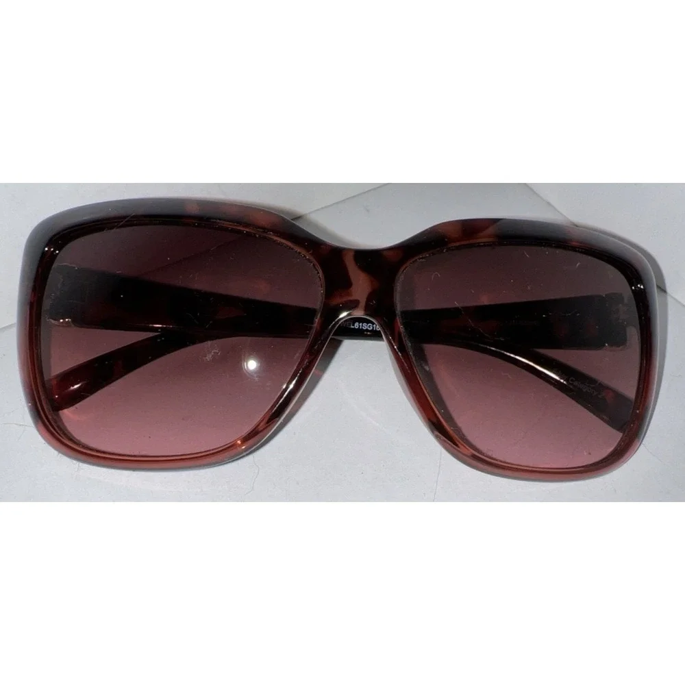 Elle Women's Tortoise Shell Oversized Square Sunglasses‎ Brown Gradient Lenses